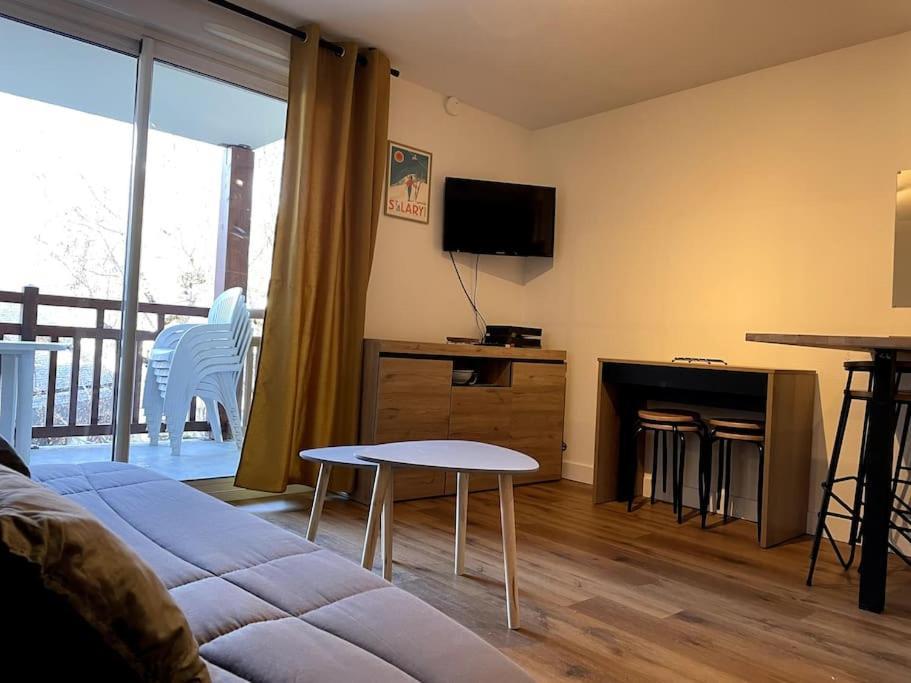 Appartement Classe 3 Etoiles Tres Bien Situe Сен-Лари-Сулан Екстериор снимка